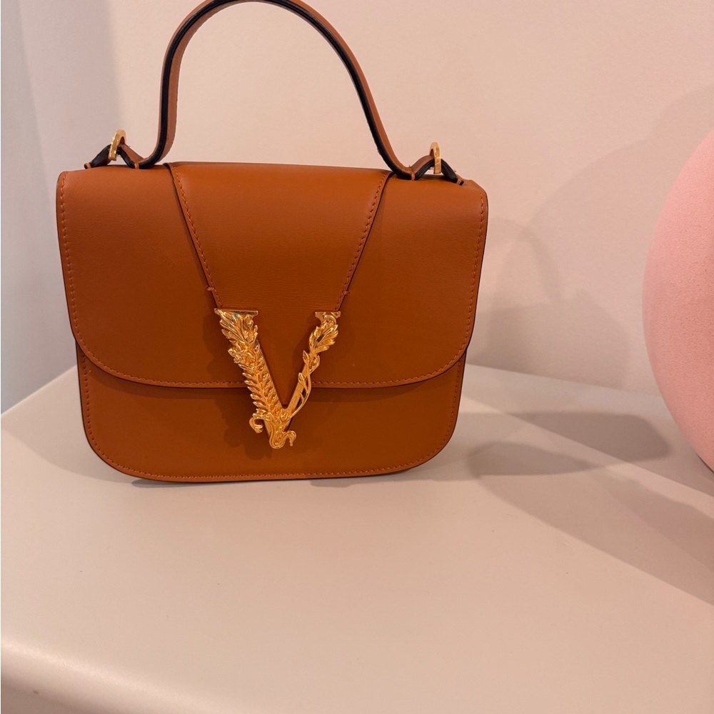 Versace Virtus small top handle shoulder bag in brown smooth leather. - Picture 4 of 8